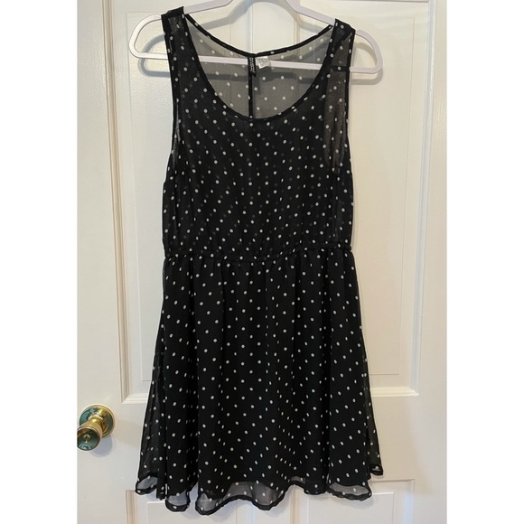 H&M Dresses & Skirts - H&M Divided Sheer Polka Dot Dress size 10